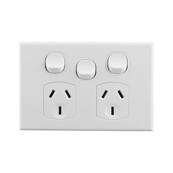 Double Power Point With Extra Switch 10A 250V AC | BASIX S Series