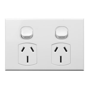 Double Power Outlet 15A 250V AC GEO