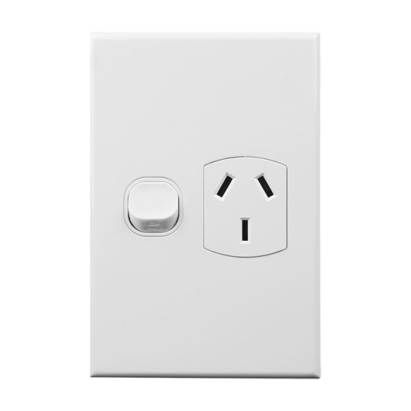Vertical GPO Single 10A 240V AC | GEO Series