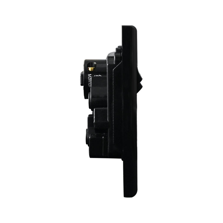 Single Power Point with Extra Switch - BLACK - Image 4